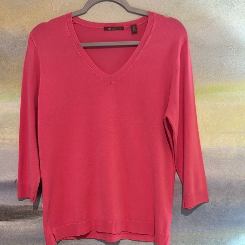 525 America Pink V-Neck Sweater with Three-Quarter Sleeves
